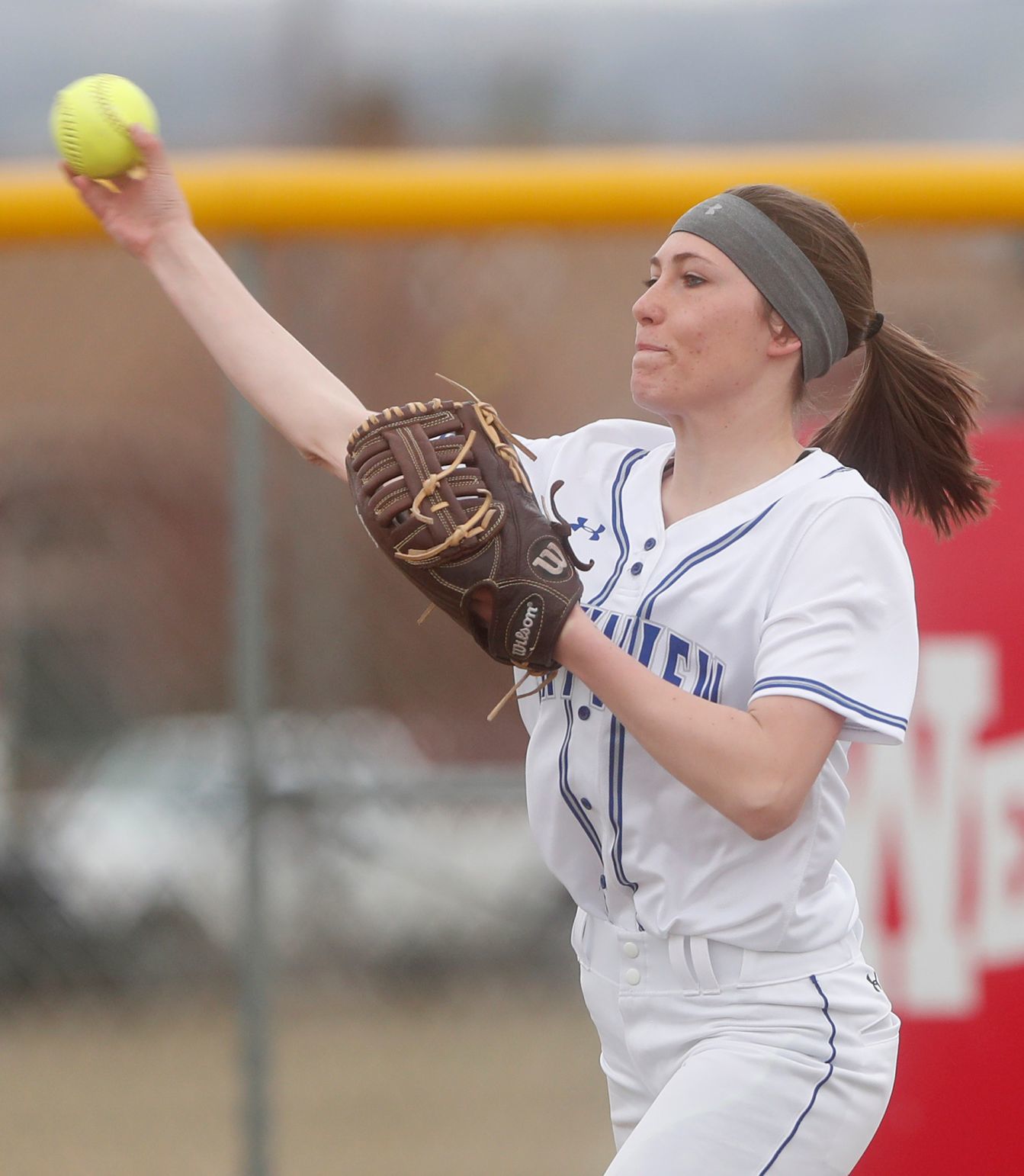 Billings West defeats Billings Skyview, 11-5.